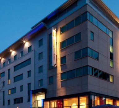 Holiday Inn Express, Leeds